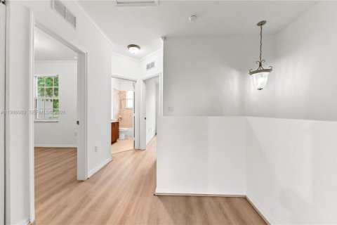 Touwnhouse à louer à Miramar, Floride: 3 chambres, 143.91 m2 № 2047638 - photo 18