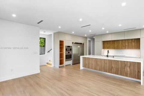 Купить виллу или дом в Майами, Флорида 5 спален, № 2029591 - фото 24