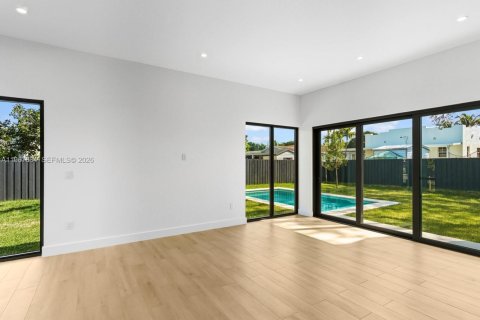 Купить виллу или дом в Майами, Флорида 5 спален, № 2029591 - фото 21