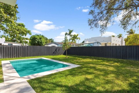 Купить виллу или дом в Майами, Флорида 5 спален, № 2029591 - фото 14