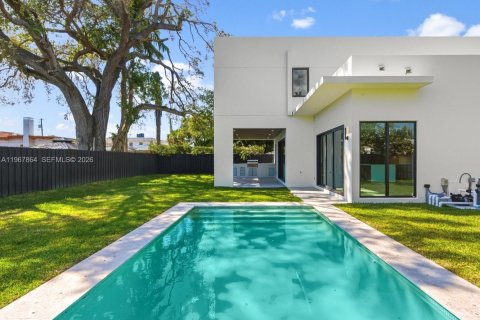 Купить виллу или дом в Майами, Флорида 5 спален, № 2029591 - фото 13