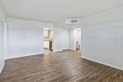 Apartment in Ocala, Florida 2 bedrooms, 77.76 sq.m. № 2167783 - photo 8