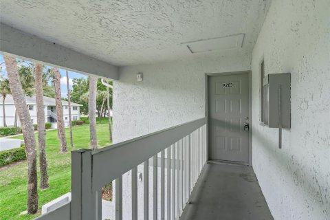 Apartment in Ocala, Florida 2 bedrooms, 77.76 sq.m. № 2167783 - photo 3