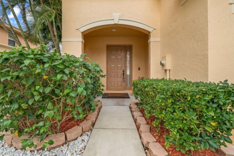 Touwnhouse à louer à Royal Palm Beach, Floride: 3 chambres, 146.69 m2 № 2181686 - photo 8