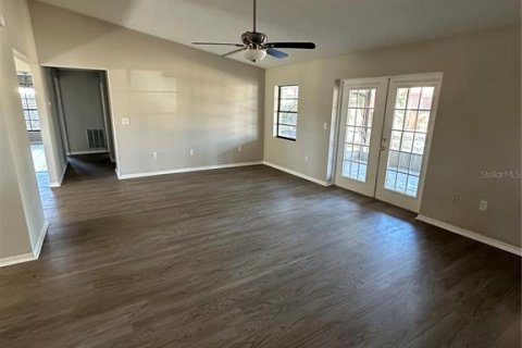 Villa ou maison à vendre à Spring Hill, Floride: 2 chambres, 173.54 m2 № 2143332 - photo 6
