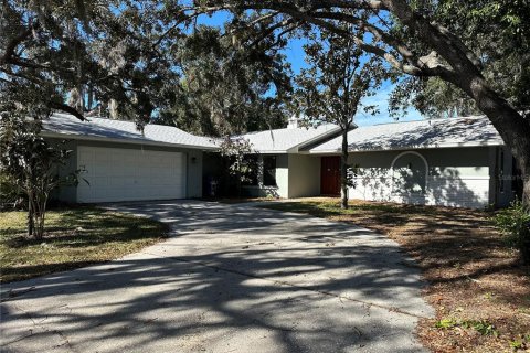 Villa ou maison à Spring Hill, Floride 2 chambres, 173.54 m2 № 2143332