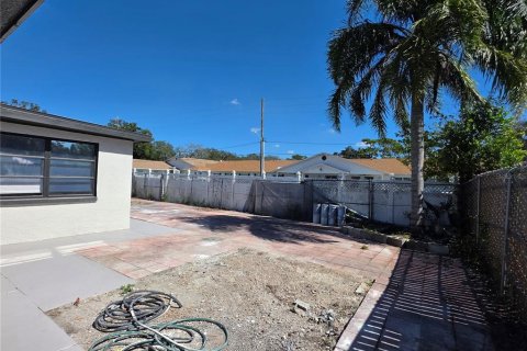 Villa ou maison à vendre à Holiday, Floride: 4 chambres, 147.16 m2 № 2426920 - photo 26