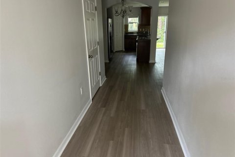 Townhouse in Wesley Chapel, Florida 3 bedrooms, 140.56 sq.m. № 2206613 - photo 3