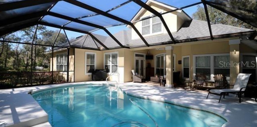 House in Saint Augustine, Florida 4 bedrooms, 270.72 sq.m. № 1518742