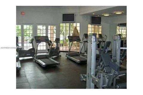 Copropriété à vendre à Oakland Park, Floride: 1 chambre, 78.41 m2 № 1934703 - photo 4