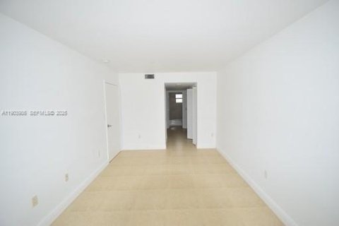 Copropriété à louer à Dania Beach, Floride: 1 chambre, 69.68 m2 № 1966207 - photo 5