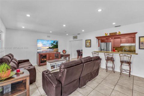 Купить виллу или дом в Майами, Флорида 4 спальни, 219.16м2, № 2043412 - фото 5