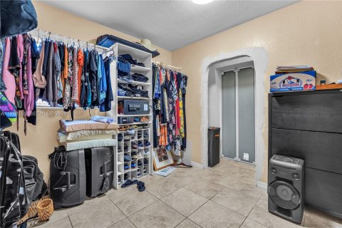 Купить виллу или дом в Майами, Флорида 4 спальни, 219.16м2, № 2043412 - фото 11