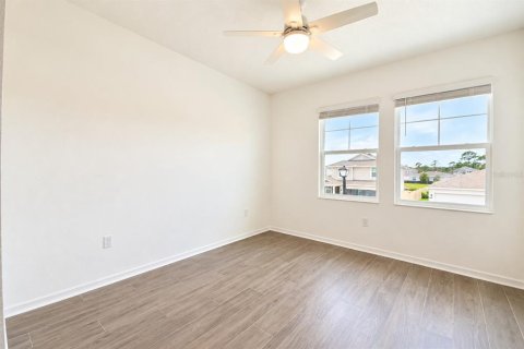 House in Edgewater, Florida 5 bedrooms, 242.2 sq.m. № 2425951 - photo 29