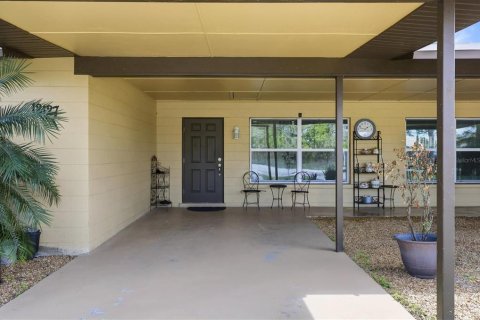 Commercial property in North Port, Florida 4 bedrooms, 147.25 sq.m. № 2096802 - photo 19