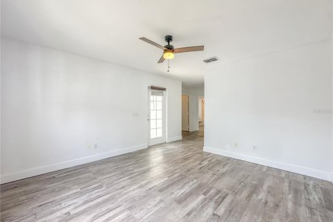 Condominio en venta en Tampa, Florida, 4 dormitorios, 160.16 m2 № 1565349 - foto 16
