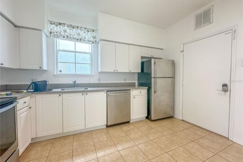 Condominio en venta en Tampa, Florida, 4 dormitorios, 160.16 m2 № 1565349 - foto 10