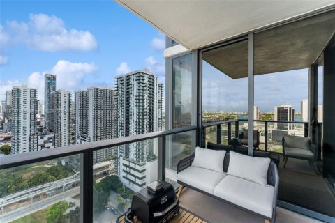Condominio en alquiler en Miami, Florida, 2 dormitorios, 96.62 m2 № 1896231 - foto 9