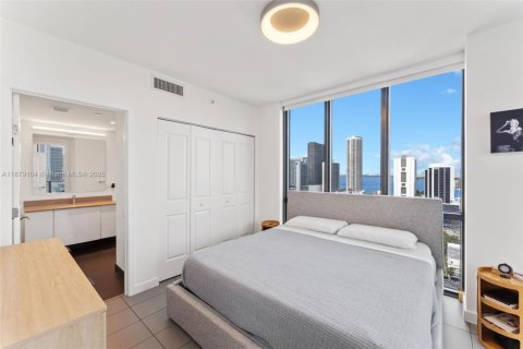 Condominio en alquiler en Miami, Florida, 2 dormitorios, 96.62 m2 № 1896231 - foto 14