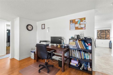 Купить виллу или дом в Венеция, Флорида 8 комнат, 165.83м2, № 2143915 - фото 12