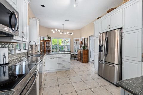 Villa ou maison à vendre à Ormond Beach, Floride: 3 chambres, 198.63 m2 № 2408115 - photo 21