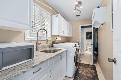 Villa ou maison à vendre à Ormond Beach, Floride: 3 chambres, 198.63 m2 № 2408115 - photo 30