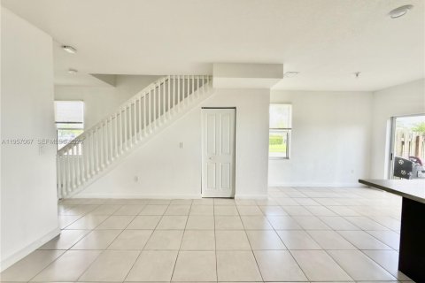 Купить таунхаус в Хомстед, Флорида 3 спальни, 123.37м2, № 2011848 - фото 15