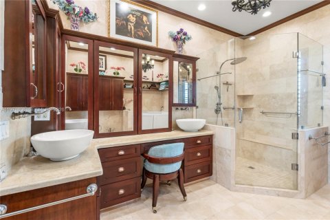 Купить виллу или дом в Майами, Флорида 4 спальни, 347.08м2, № 2033554 - фото 26