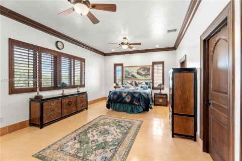 Купить виллу или дом в Майами, Флорида 4 спальни, 347.08м2, № 2033554 - фото 24