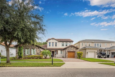 Villa ou maison à vendre à Orlando, Floride: 4 chambres, 341.04 m2 № 2142167 - photo 2