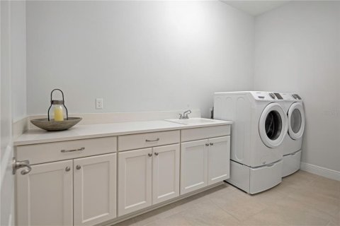 Villa ou maison à vendre à Orlando, Floride: 4 chambres, 341.04 m2 № 2142167 - photo 26