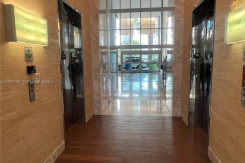 Condominio en venta en Miami, Florida, 2 dormitorios, 112.6 m2 № 2033055 - foto 16