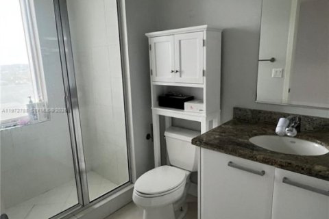 Condominio en venta en Miami, Florida, 2 dormitorios, 112.6 m2 № 2033055 - foto 11