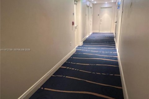 Condominio en venta en Miami, Florida, 2 dormitorios, 112.6 m2 № 2033055 - foto 5