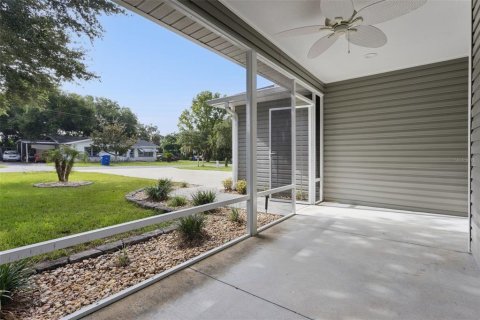 House in Tavares, Florida 3 bedrooms, 152.45 sq.m. № 2196981 - photo 3