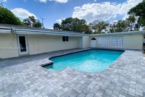 House in Plantation, Florida 3 bedrooms, 133.97 sq.m. № 2068191 - photo 20