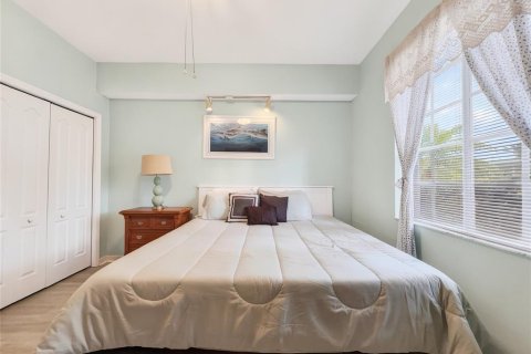 Apartment in Naples, Florida 2 bedrooms, 111.76 sq.m. № 2213530 - photo 20