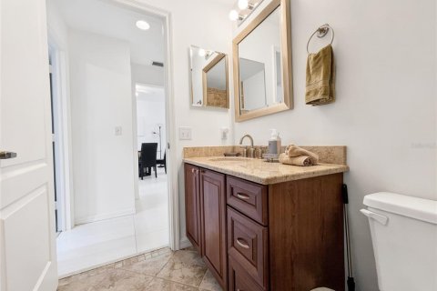 Apartment in Naples, Florida 2 bedrooms, 111.76 sq.m. № 2213530 - photo 25
