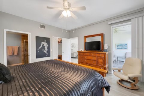 Apartment in Naples, Florida 2 bedrooms, 111.76 sq.m. № 2213530 - photo 16