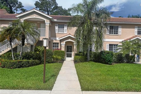 Apartment in Naples, Florida 2 bedrooms, 111.76 sq.m. № 2213530