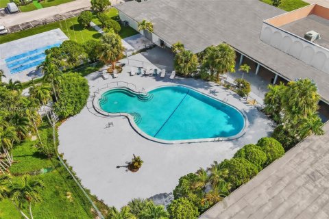 Купить кондоминиум в Лодерхилл, Флорида 1 спальня, 67.82м2, № 1932808 - фото 30