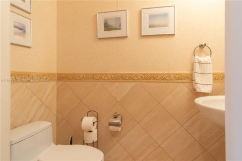 Купить кондоминиум в Авентура, Флорида 3 спальни, 249.91м2, № 2089692 - фото 16