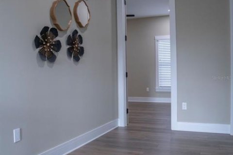Casa en venta en Tampa, Florida, 4 dormitorios, 226.03 m2 № 1085930 - foto 24