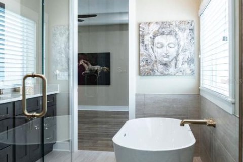 Casa en venta en Tampa, Florida, 4 dormitorios, 226.03 m2 № 1085930 - foto 21