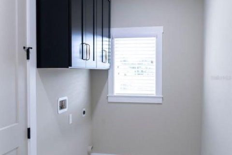 Casa en venta en Tampa, Florida, 4 dormitorios, 226.03 m2 № 1085930 - foto 28
