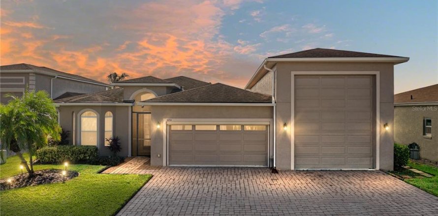 Villa ou maison à Lake Wales, Floride 2 chambres, 166.48 m2 № 2413644