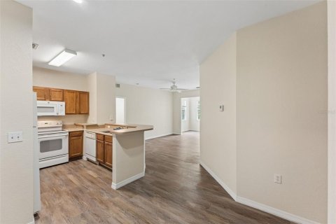 Condominio en alquiler en Orlando, Florida, 2 dormitorios, 97.18 m2 № 2091454 - foto 5