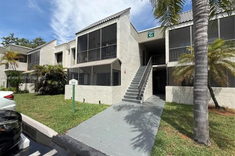 Condo in Miami, Florida, 1 bedroom  № 2348421