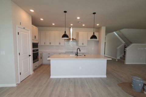 House in Wesley Chapel, Florida 3 bedrooms, 211.26 sq.m. № 2208808 - photo 9