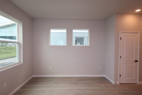 House in Wesley Chapel, Florida 3 bedrooms, 211.26 sq.m. № 2208808 - photo 17